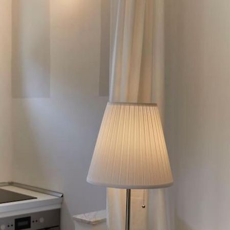 Incantevole Mono Sul Naviglio Apartment Milan Bagian luar foto