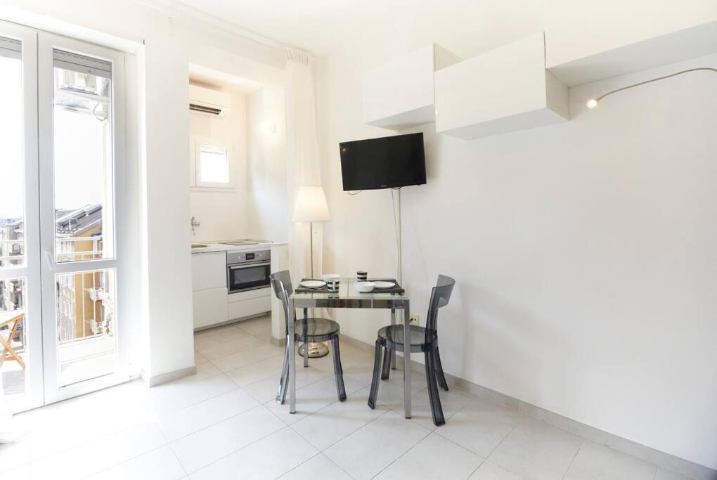 Incantevole Mono Sul Naviglio Apartment Milan Bagian luar foto