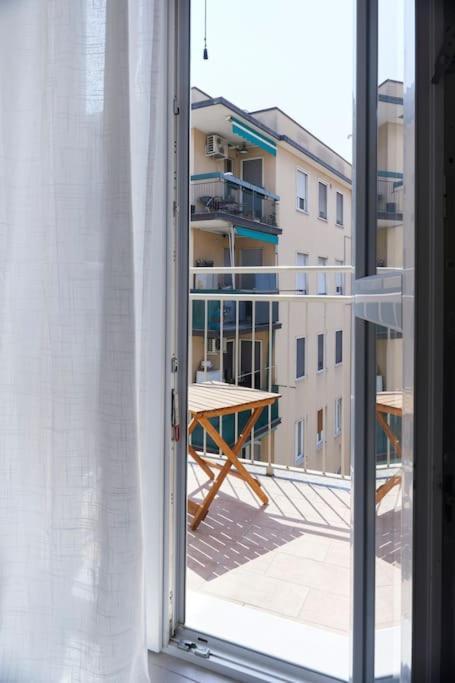 Incantevole Mono Sul Naviglio Apartment Milan Bagian luar foto